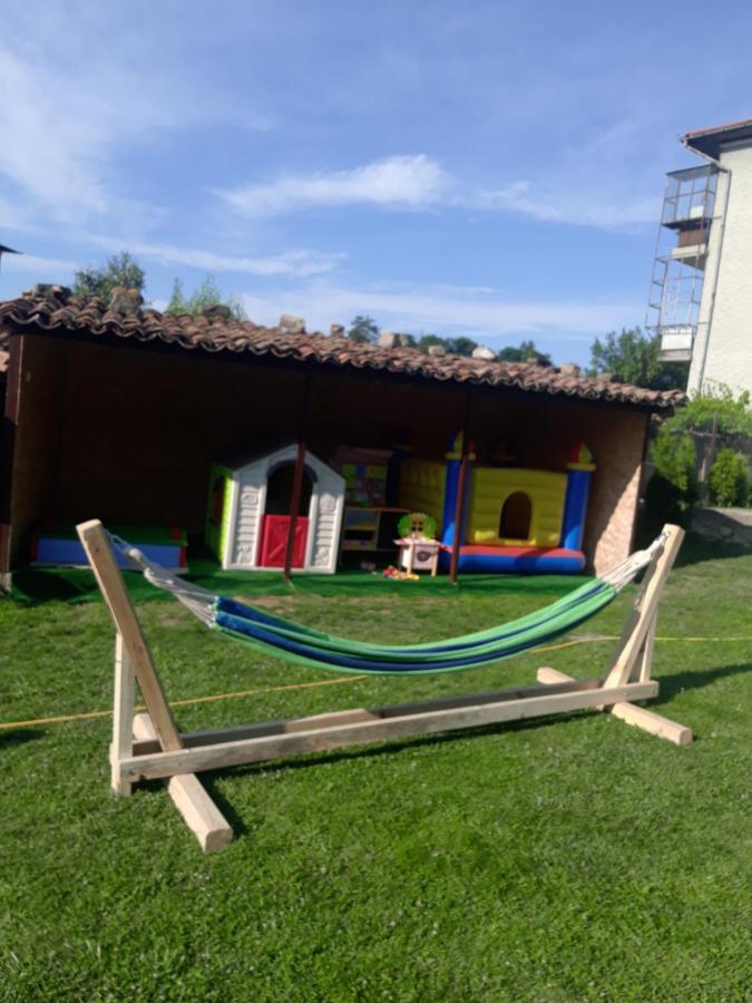 Къща За Гости Роден Край 埃伦娜 外观 照片